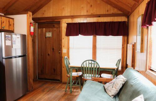 Lakeview Cedar Cabin - The Birds Nest - 1 - Foto 12