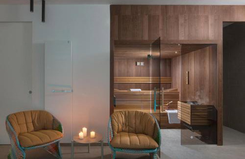 Design Villa Noble with Spa - Photo 13