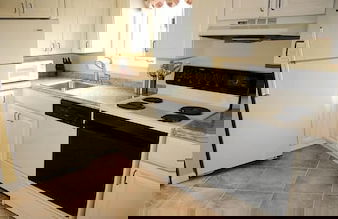 Seven Springs 2 Bedroom Deluxe Condo with Private Deck! by RedAwning - Foto 4