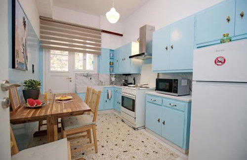 Retro Athens - Foto 24