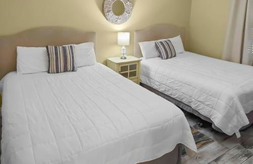 SMP 208 - Stunning 3 Bedroom Beachfront Condo! - Foto 22