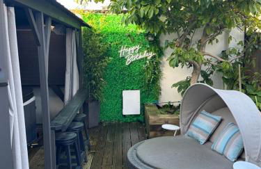 Ashbys Deluxe Studios with Free Spa included - Foto 59