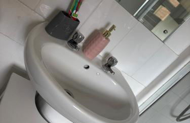 2 Bed Apartment Near Yeovil Hospital & Leonardo - Foto 21