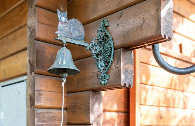 Charming Holiday Home With Private Garden - Photo 27