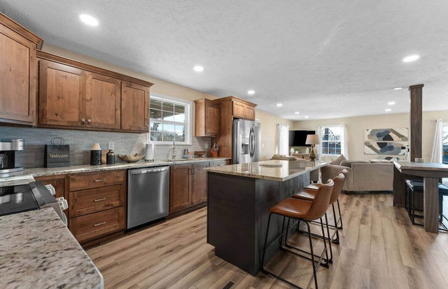 Hot Tub-Firepit-Bunkroom near Crick - Foto 11