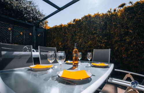 Villa Moderne avec Jacuzzi proche d'Avignon - Photo 16