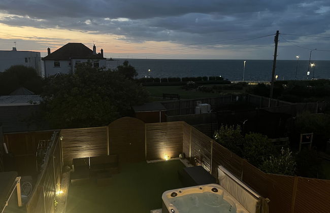 Broadway Beach Homes Airbnb With Hot tub - Foto 23