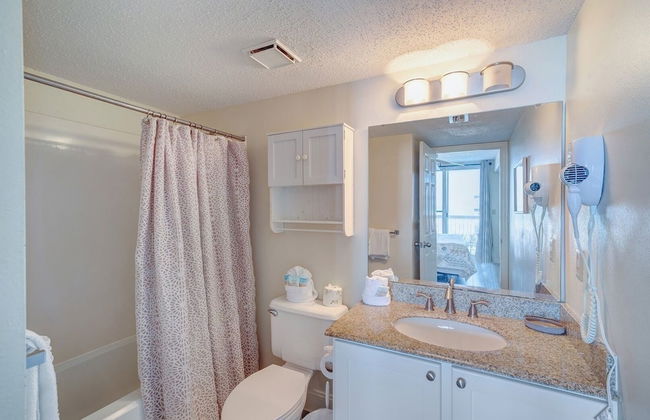 Pelican Beach 0413 2 Bedroom Condo by Pelican Beach Management - Photo 10