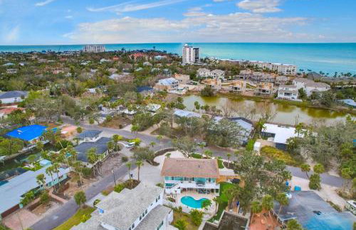 Home ON Key with pool, hot tub, putting green, arcade games, bike & mins to beach! - Foto 65