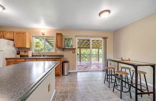 Pahoa Home with Fenced-In Yard Near Hilo and Parks - Photo 5