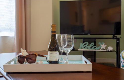 WFH Away from Home! FREE Wi-Fi and Parking, 4mi to Clearwater Beach - Foto 6