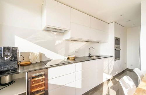 Comfortion Le Papillon - Appartement de luxe avec vue et piscine - Foto 10