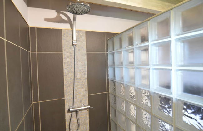 Sumptuous Chalet in Septon with Sauna & Hot Tub - Photo 17