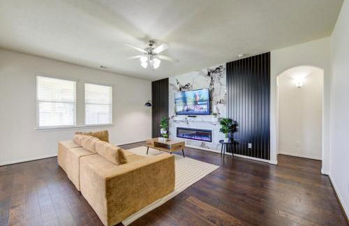 Elegant Retreat at Katy Houston, 2330 sf, 4 Bedroom 2 and Half Baths, Game Room, King Bed, BBQ, Located near Katy Asian Town, Typhoon Waterpark - Foto 39