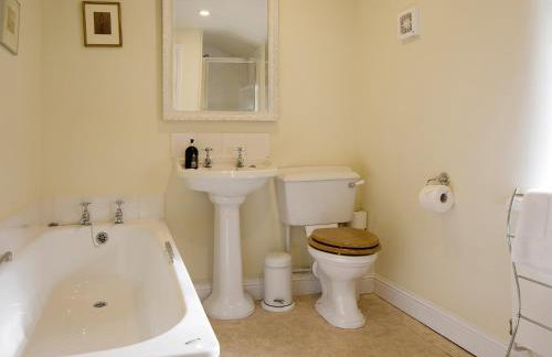 Moor Tops by Birch Stays - Photo 54