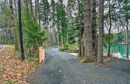 Dreamy Bayfront Cabin with View, Dock and Kayaks - Foto 27