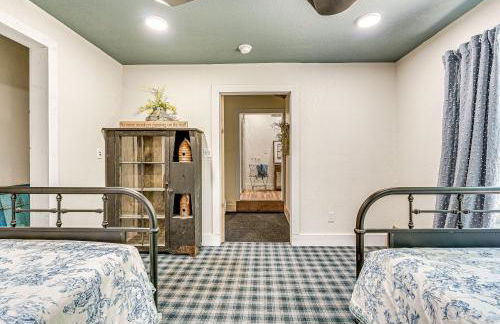 Benton Harbor Home 3 Mi to Beach Grill and Yard - Foto 22