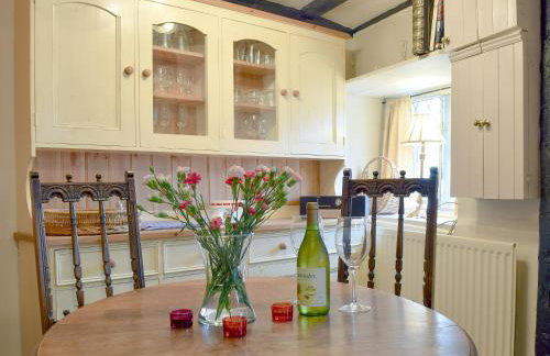 Rebecca's Cottage - Photo 7