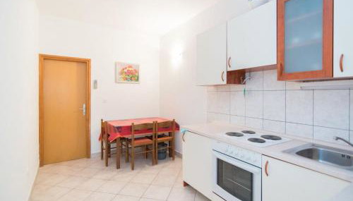 Apartments Neva- One Bedroom Apartment - Photo 4