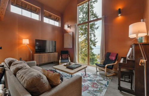 Water Views, Walk to Beach! New Hot Tub! - Foto 5