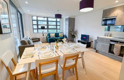 Modern 3-Bedroom flat in St Johns Wood near Marylebone & Regents Park with Balcony - Photo 1