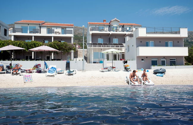 Seaside Luxury Suites - Foto 1