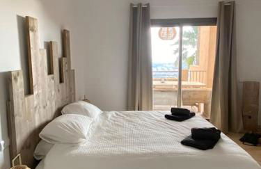 Elegant apartment, stunning views, fully renovated in la Hacienda del Senorio de Cifuentes - Photo 33