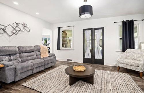 Suburban Sanctuary 3BD Perfect for Long Stays - Foto 8