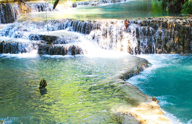 Excursión a las cataratas Kuang Si por libre - Foto 1