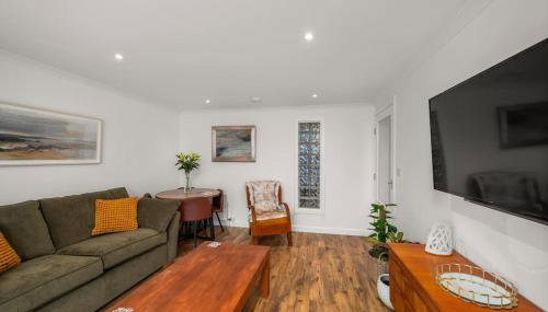 Marine parade apartment with river view - Foto 2