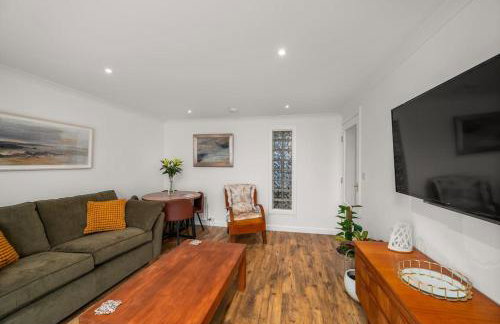 Marine parade apartment with river view - Foto 2