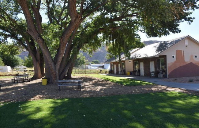 Zion's Camp and Cottages - Photo 1