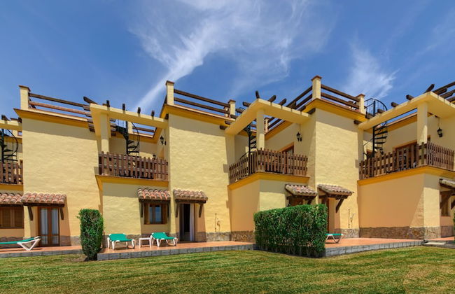 Apartamentos Villafaro - Photo 1