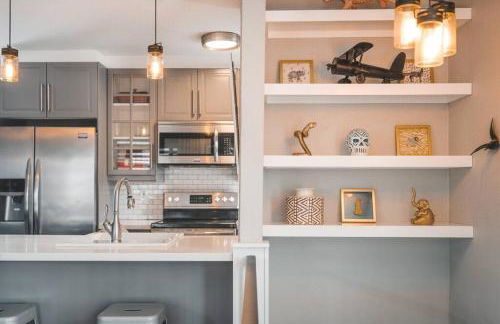 PORCHLIGHT HOME Central San Diego FREE parking - Foto 14