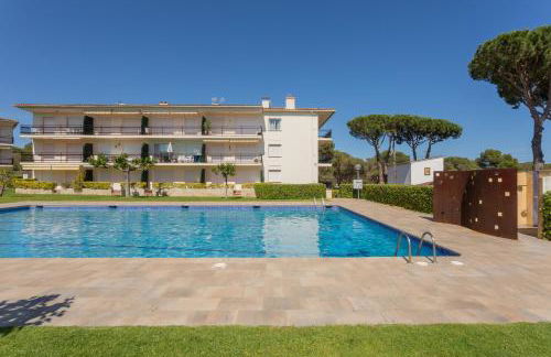 Apartament amb piscina i aparcament - Baixos amb jardinet - Foto 15