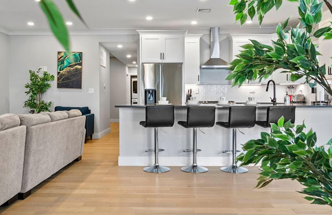 Luxury 2BD 2BA Near Logan Airport and T Station - Foto 24