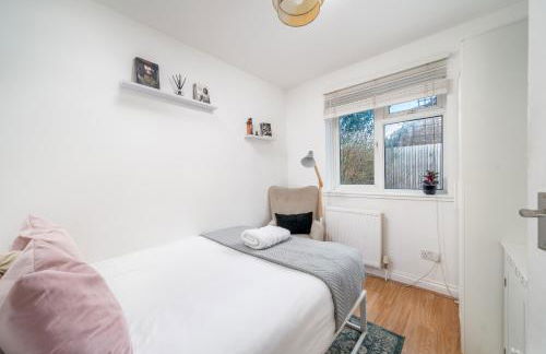 Madika Homes - Contractor Stays near Edgware Tube Station with Free Parking - Foto 11