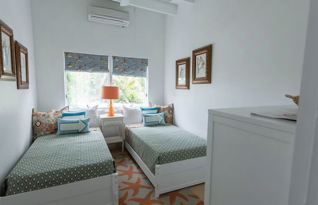 Middle Cay Estate 7 Bedroom Estate - Photo 7