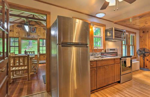 Steps to Lake Tafton Cottage with Fire Pit and Grill - Foto 9