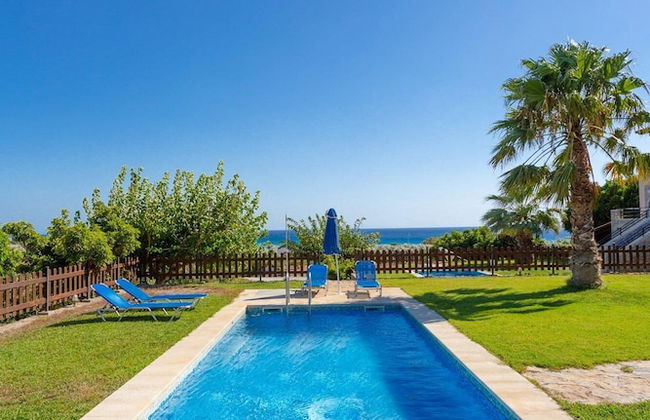 Andreas Beach Villa Large Private Pool Walk to Beach Sea Views A C Wifi Car Not Required - 1654 - Foto 27