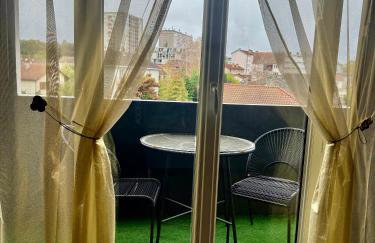 Cocon au calme avec parking et terrasse - Foto 5