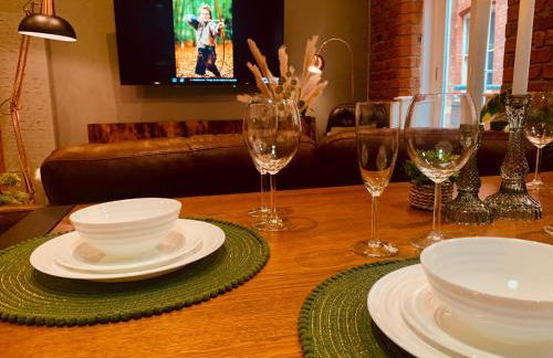 The Fifth Quarters, Grade II Listed Apartment, The Lace Market, NG1, City Centre, Nottingham, Sleeps 4 - Photo 19