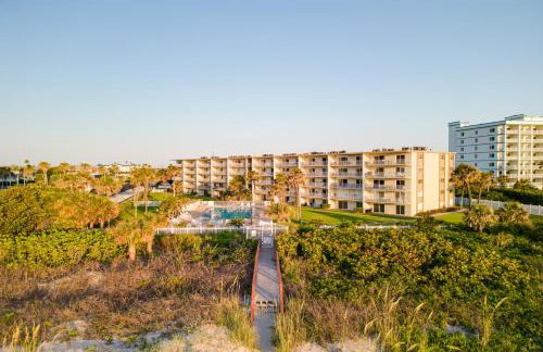 Cocoa Beach Towers - Oceanfront Resort with Heated Pool, Tennis Steps from the Pier - Foto 12