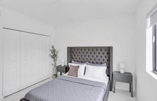 Renzzi Wynwood Apartments - Photo 10