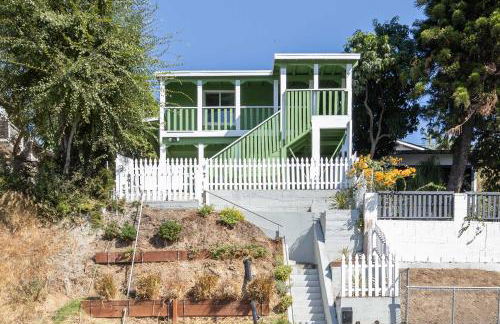 Family Retreat Near Disneyland & Downtown LA 4BR - Foto 5