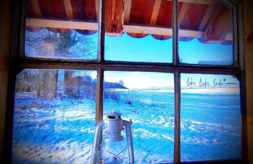 5Sterne Ferienwohnung im Fachwerk mit Bergblick in Alleinlage und großem Garten, Infrarotkabine - Foto 10