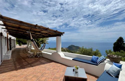 Villa Monte Giulia Filicudi - Foto 1