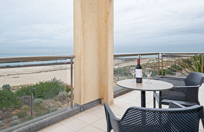 Beachfront Serenity in Glenelg - Foto 1