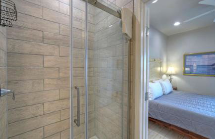 2 Homes, Sleeps 16, Shared Pool+boat Dock Laguna Village Serenity by Avantstay - Foto 111