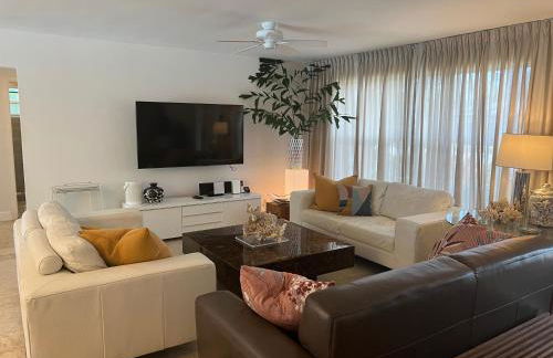 New! Waterfront Heated Pool, Fishing Pier, Designer Touches, 2mi to Beach - Photo 51